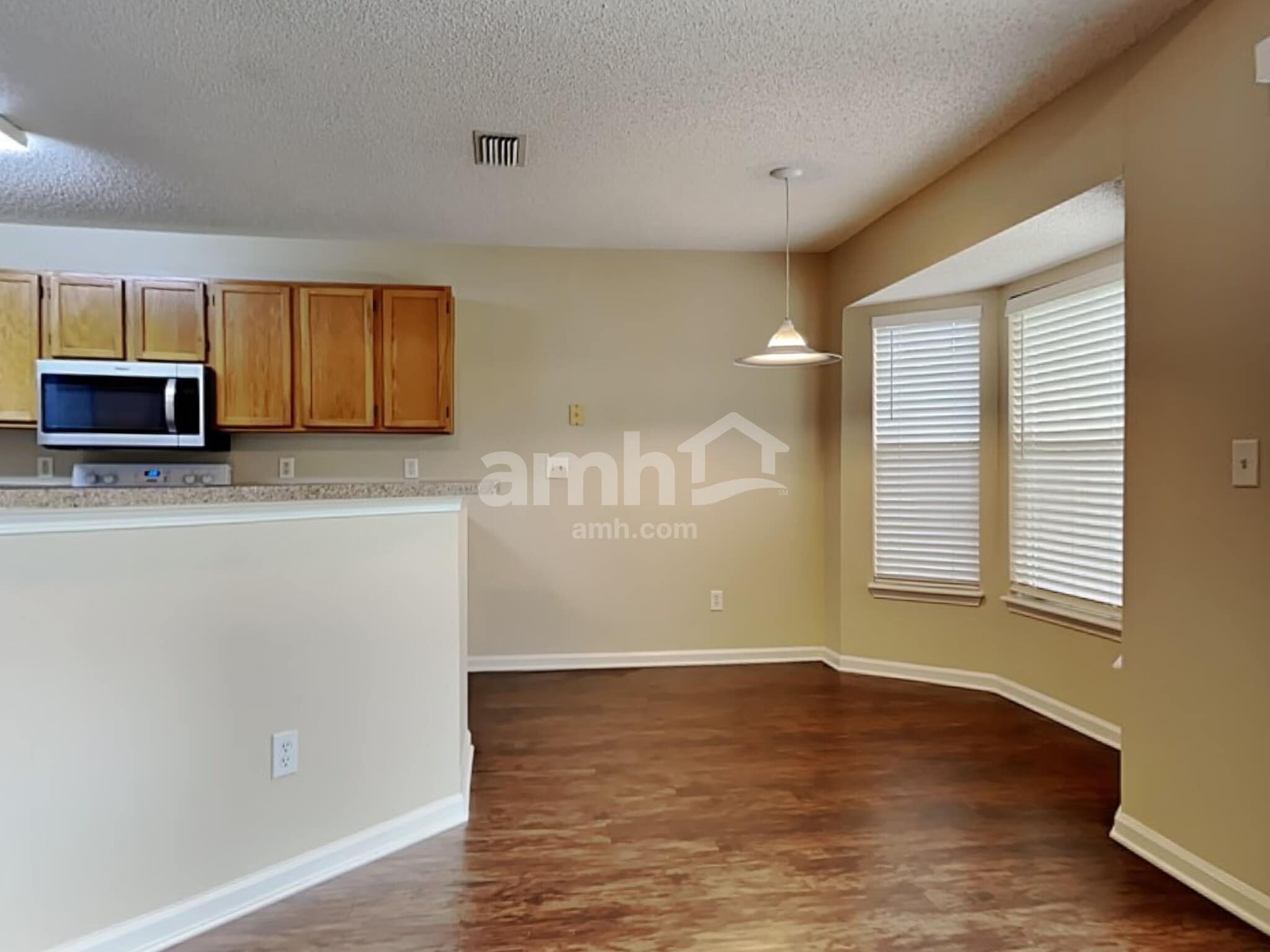 Building Photo - 530 Fallen Timbers Dr