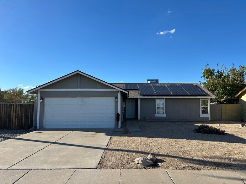 Primary Photo - 6150 W Mauna Loa Ln