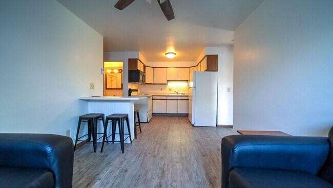 Interior Photo - 228