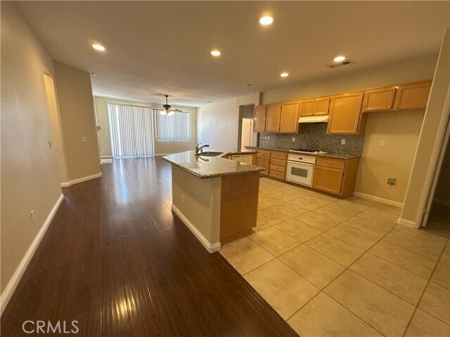 Building Photo - 13352 Pleasant View St