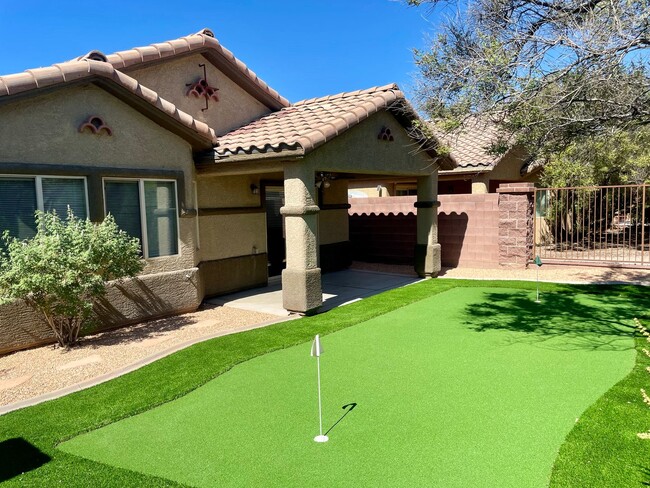 Building Photo - BEAUTIFUL SINGLE STORY HOME IN GATED COMMUNITY OF STALLION MOUNTAIN