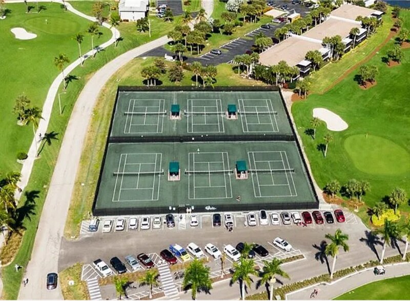 Building Photo - 215 Palm Dr