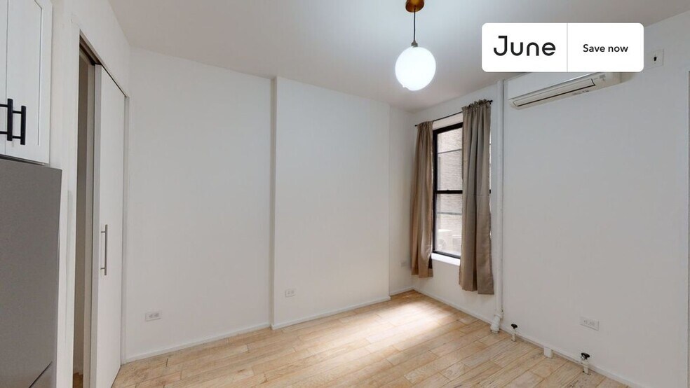 Building Photo - 473 Central Park W