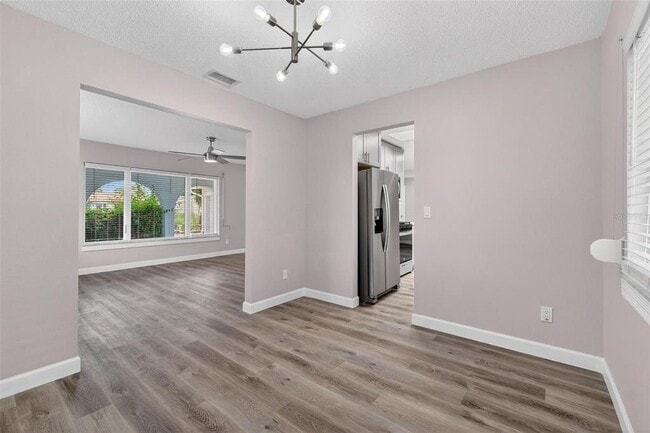 Building Photo - 5630 Venetian Blvd NE