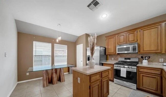 Building Photo - 2507 Rustic Trail Ln