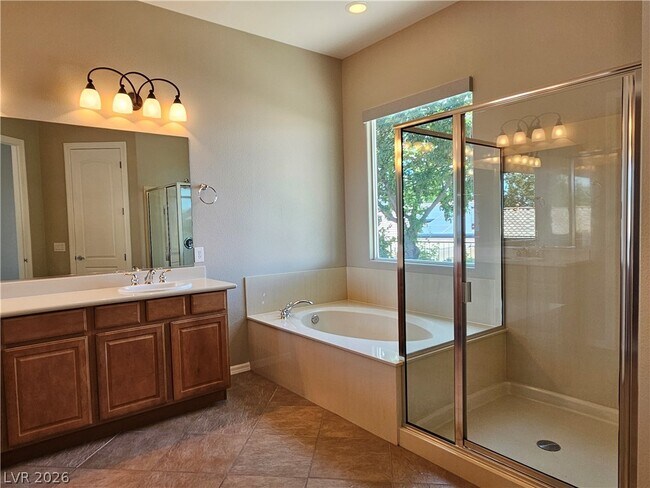 Building Photo - 2139 Twin Falls Dr