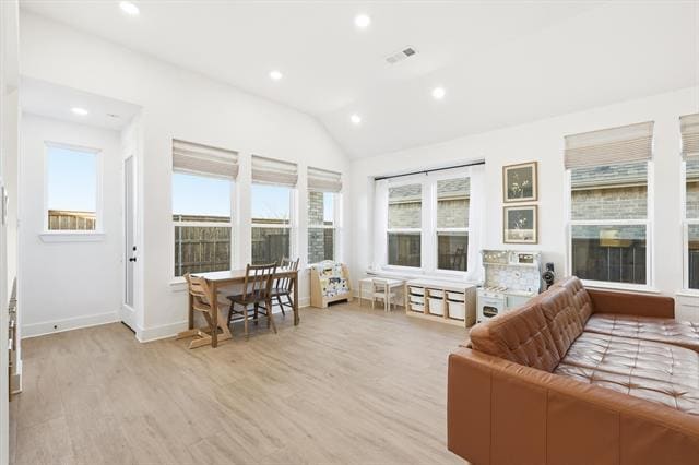 Building Photo - 1417 Sandhill Ln