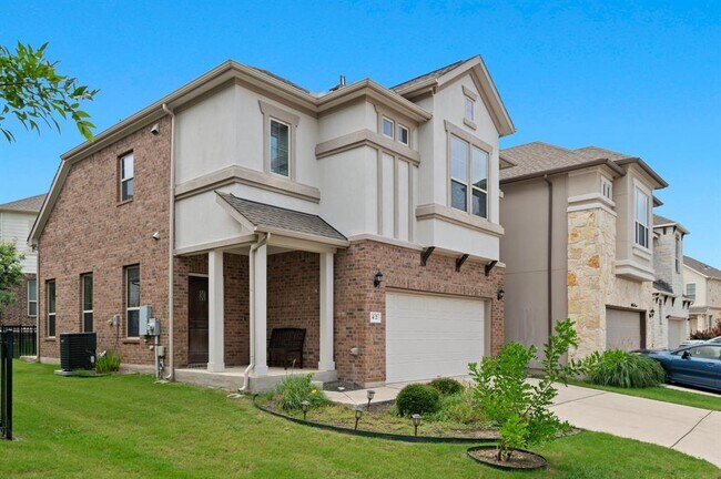 Building Photo - 2105 Town Centre Dr