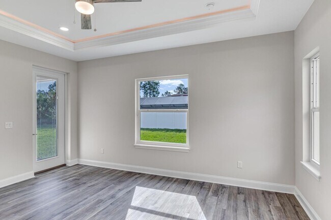 Building Photo - 5 Eastvue Pl