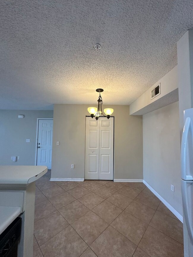 Building Photo - Perfect 2 bed/ 2bath located in Destin