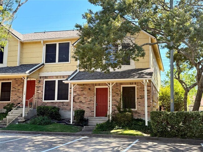 Primary Photo - 11901 Swearingen Dr