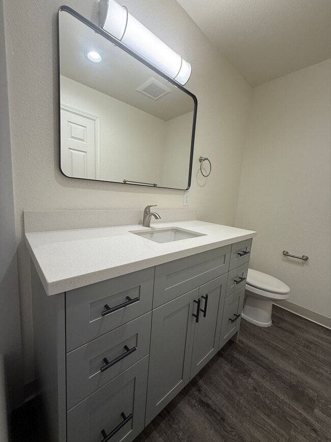 Building Photo - Free Month of Rent for Move in before Dec 1st - Brand New Upstairs 3 Bedroom Apartment with a View