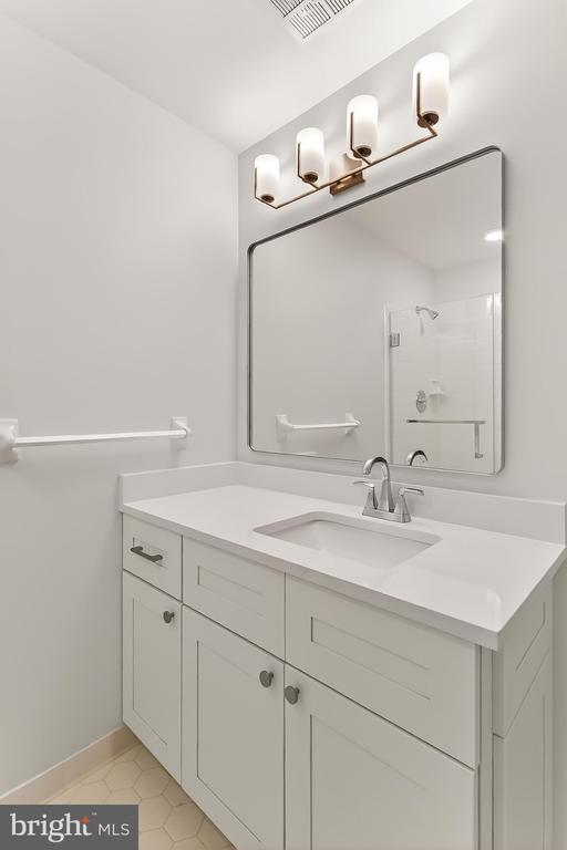 Building Photo - 6294 Dunaway Ct