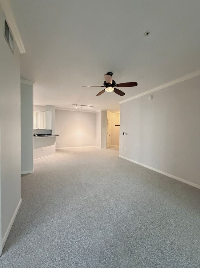 Building Photo - 8539 Gate Pkwy W