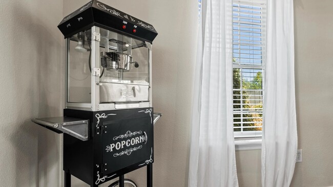 Primary Photo - 705 Village Way