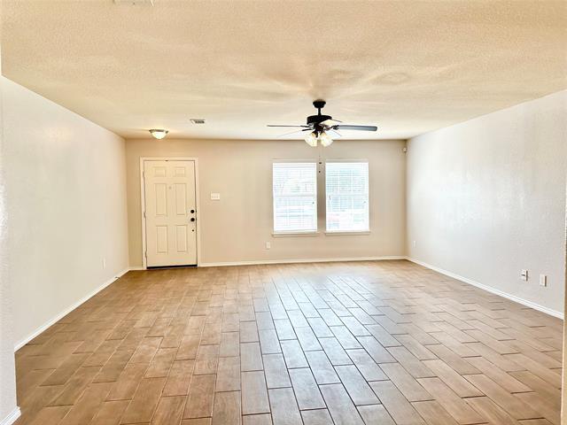 Building Photo - 416 Lead Creek Dr