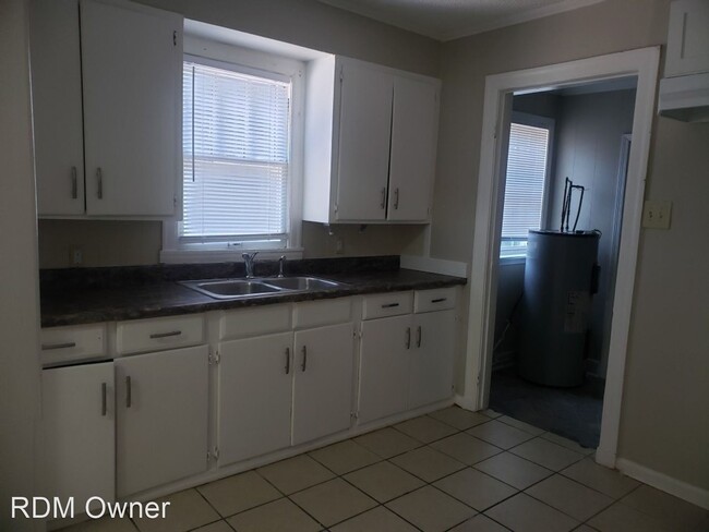 Building Photo - 4 br, 2 bath House - 4207 Truman Ave