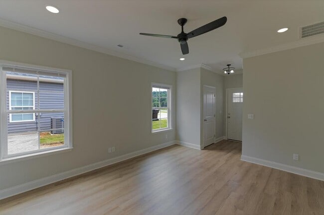 Building Photo - 417 Minnis Rd