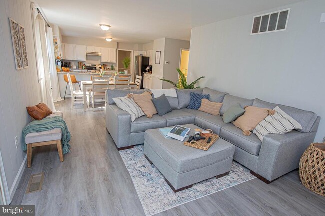 Building Photo - 414 Pine Bluff Rd