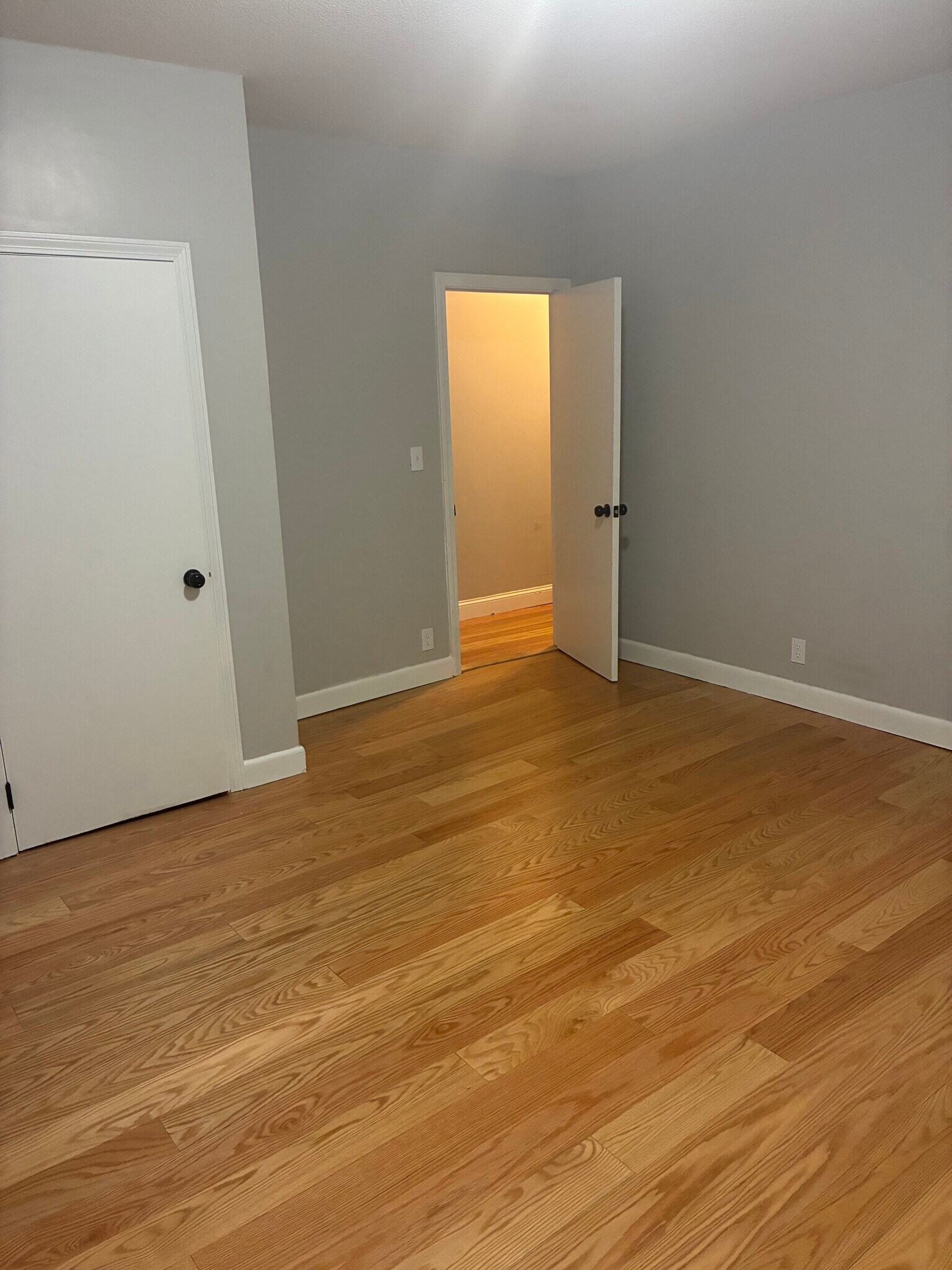 1st flr bed 1 - 26 Read St