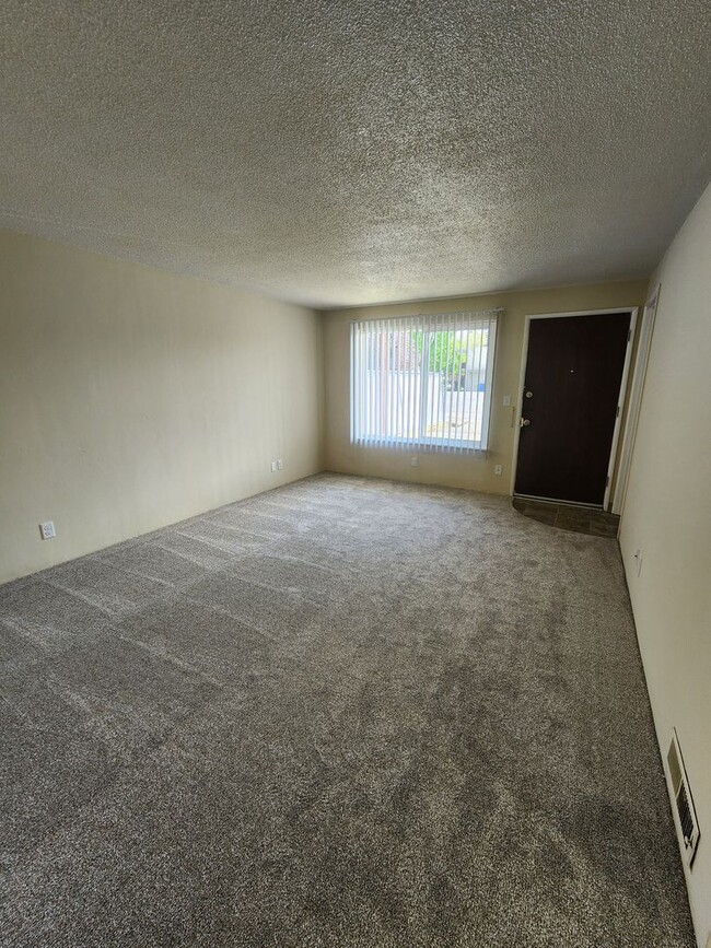 Building Photo - Cozy 1BD/1BA Apartment Near Downtown