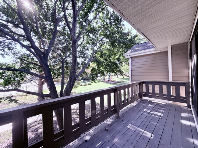 Building Photo - 70 Margate Ct
