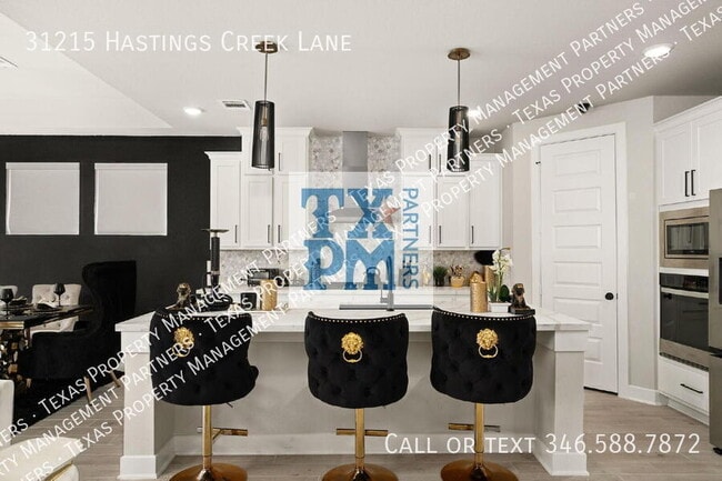 Building Photo - 31215 Hastings Creek Ln