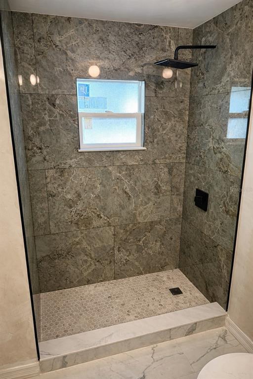 Building Photo - 10659 Windsor Ct