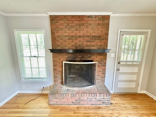 Building Photo - 626 Shotwell St