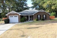 Building Photo - 1015 Country Pl Dr