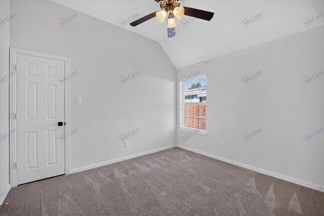 Building Photo - 8009 Owl Creek Ln