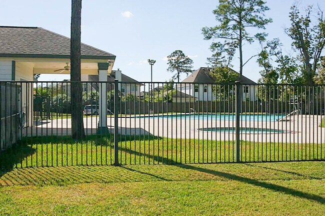 Building Photo - 659 Cypresswood Trce