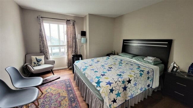 Building Photo - 680 Dartmore Ln