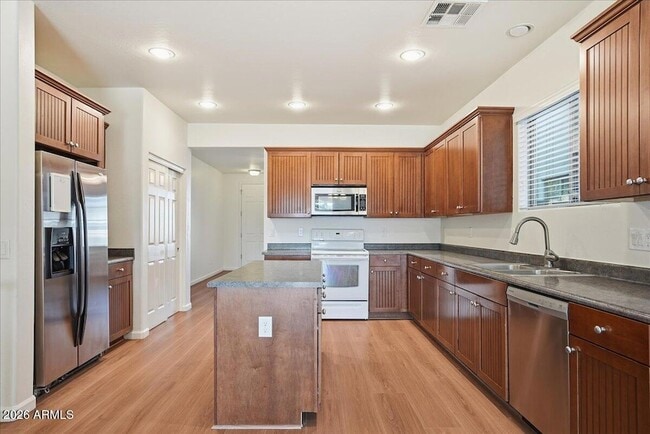 Building Photo - 21537 E Estrella Rd