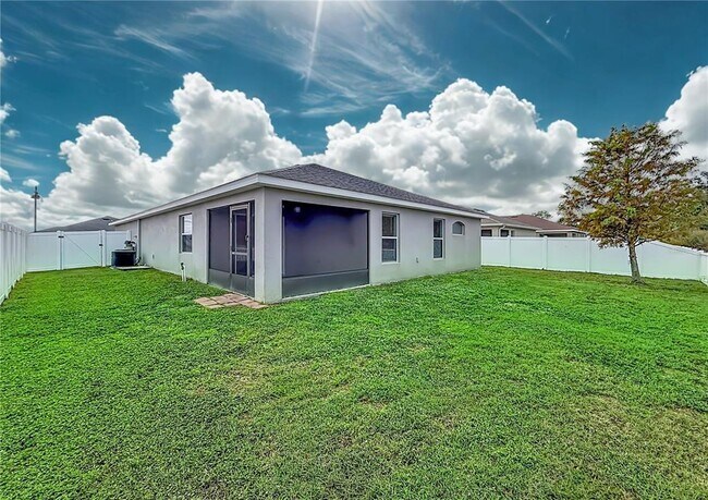 Building Photo - 6945 Gideon Cir