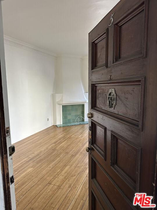 Primary Photo - 5564 W 6th St