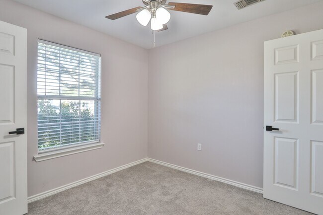 Building Photo - 4002 Avenue N 1/2