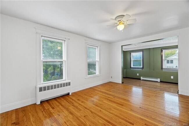 Building Photo - 32 1/2 Westville Ave