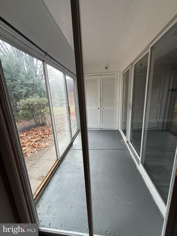 Building Photo - 5245 W Running Brook Rd