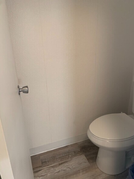 Building Photo - 5500 Ocean Shore Blvd
