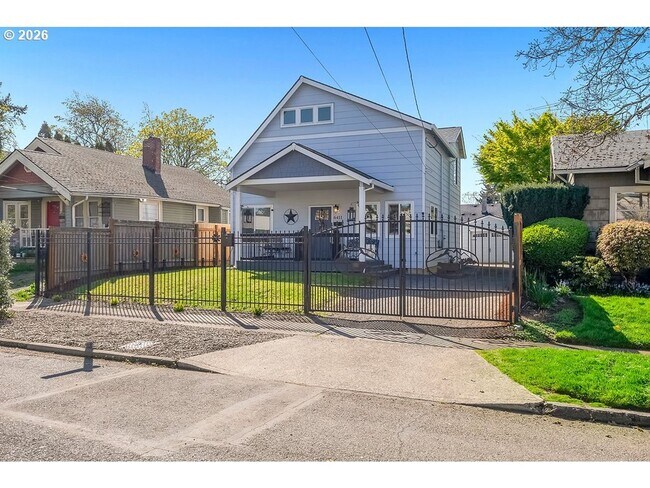 Building Photo - Bright Open-Concept Home with Vaulted Ceilings, Private Primary Suite & Stylish Modern Finishes