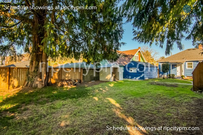 Building Photo - Beautifully Restored 3-bed, 2-bath Home Wi...