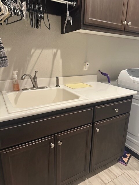 Building Photo - Gorgeous 3 Bedroom 2 Bathroom Manteca Home