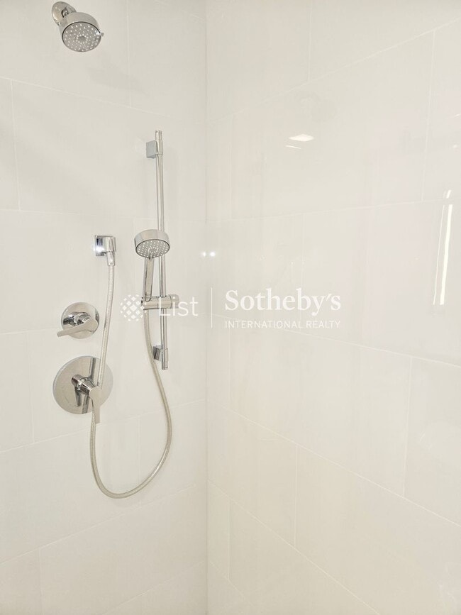 Building Photo - The Park on Keeaumoku #4200R | Honolulu, HI