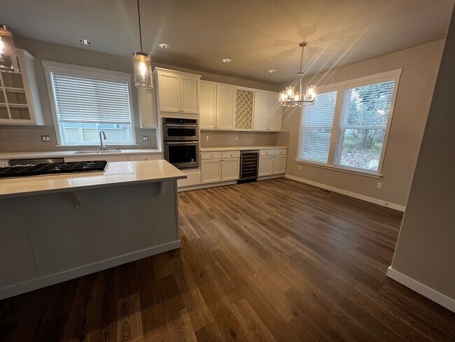 Building Photo - 4237 Caddyshack Dr NE
