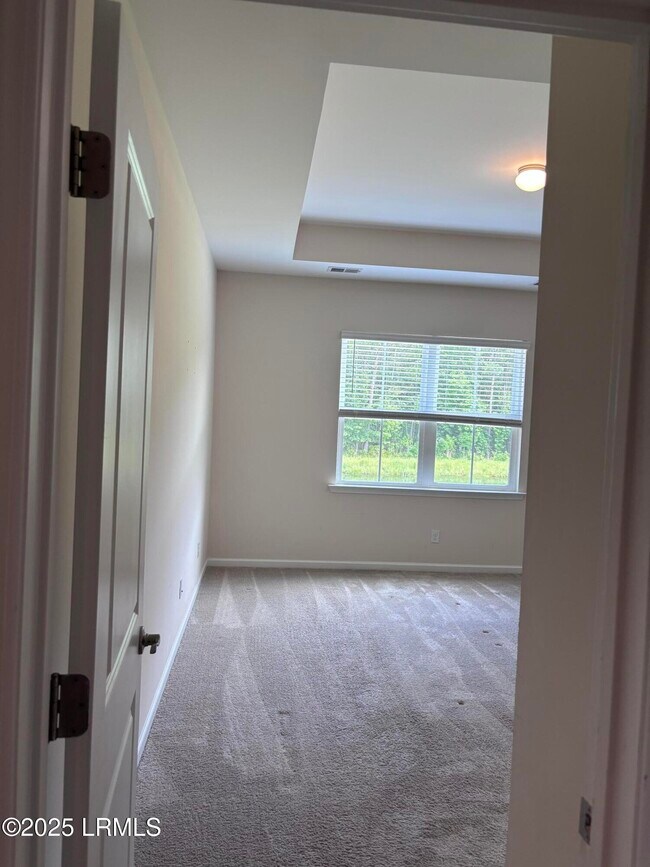 Building Photo - 10 Grand Willow Wy