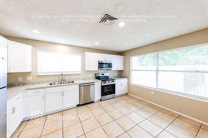 Building Photo - 7350 W Maryland Ave