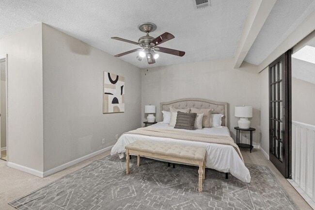 Building Photo - 315 Yorkshire Cir