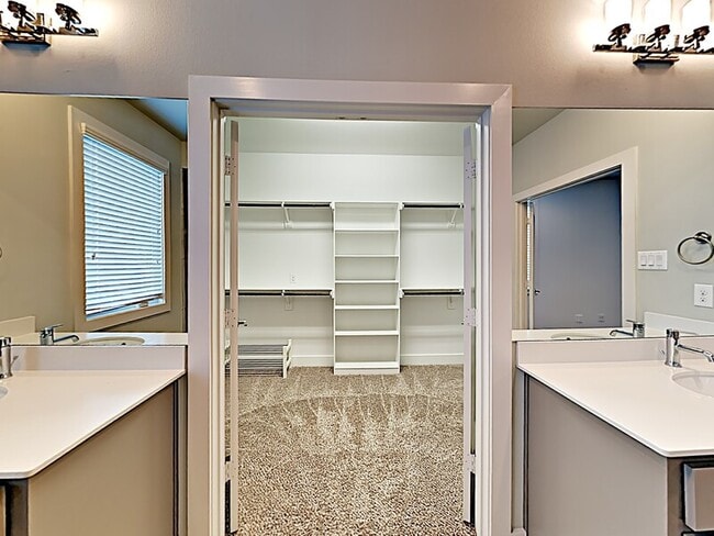 Building Photo - 326 Wimberly St