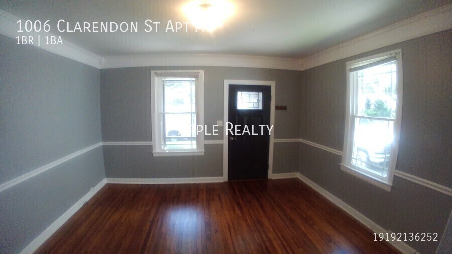 Building Photo - 1006 Clarendon St
